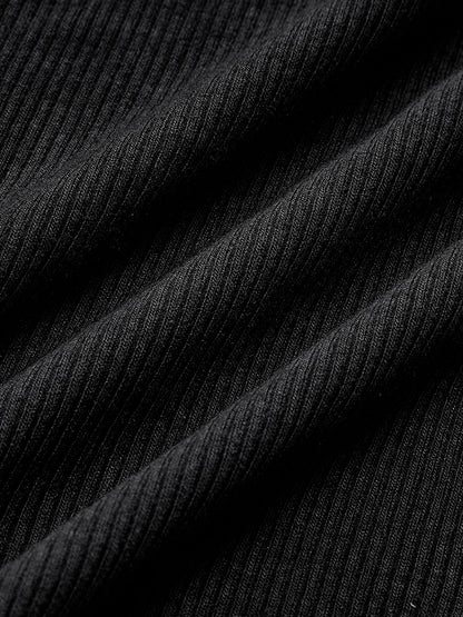 Top básico de manga larga con ribetes